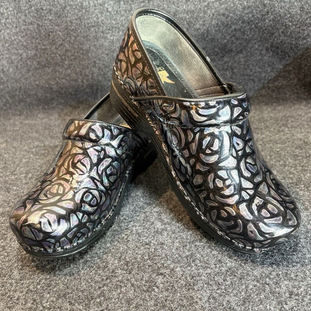 Dansko Size 7.5‎ XP Clogs Black Floral Patent Leather Slip On Work Shoes